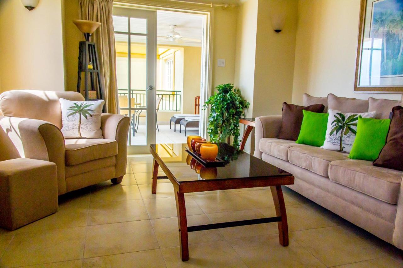 White Sands Beach Condos Christ Church Extérieur photo