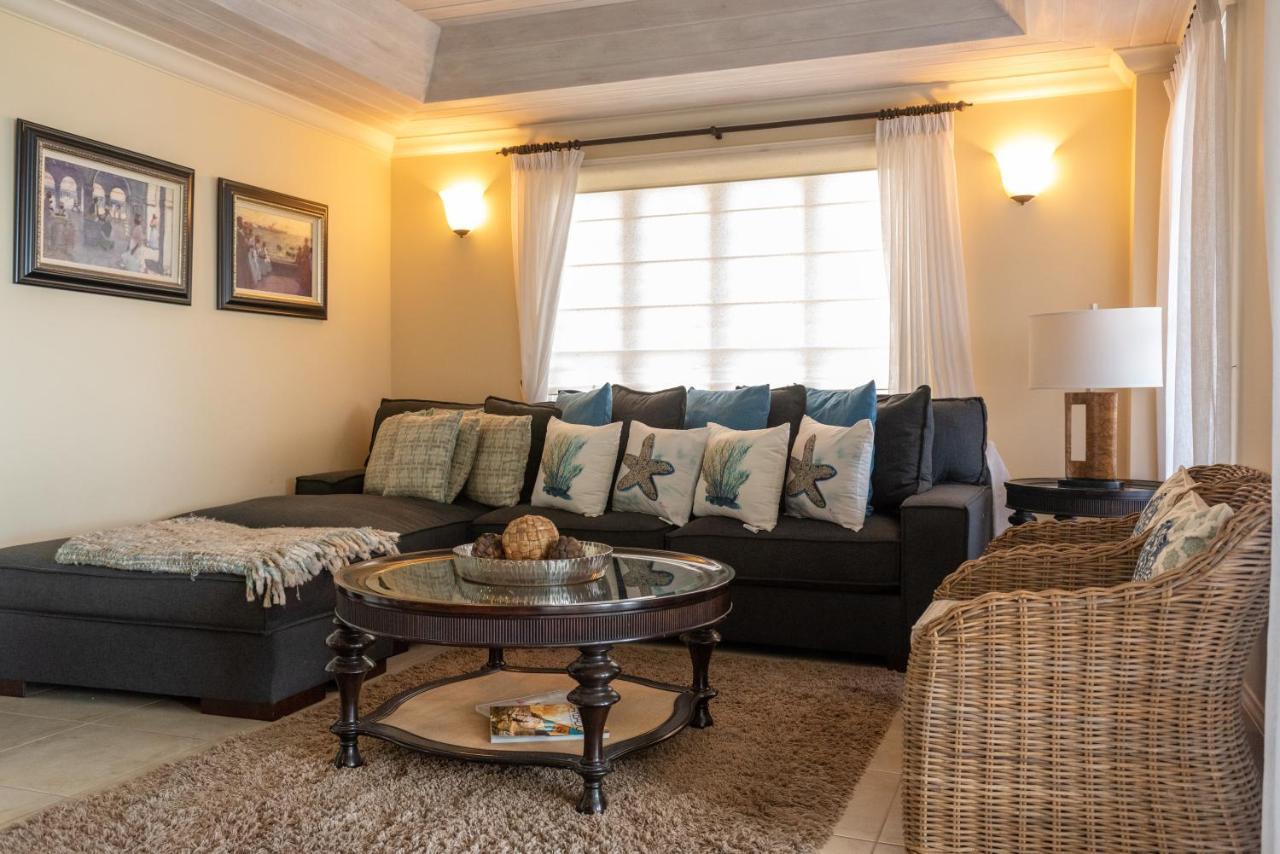 White Sands Beach Condos Christ Church Extérieur photo